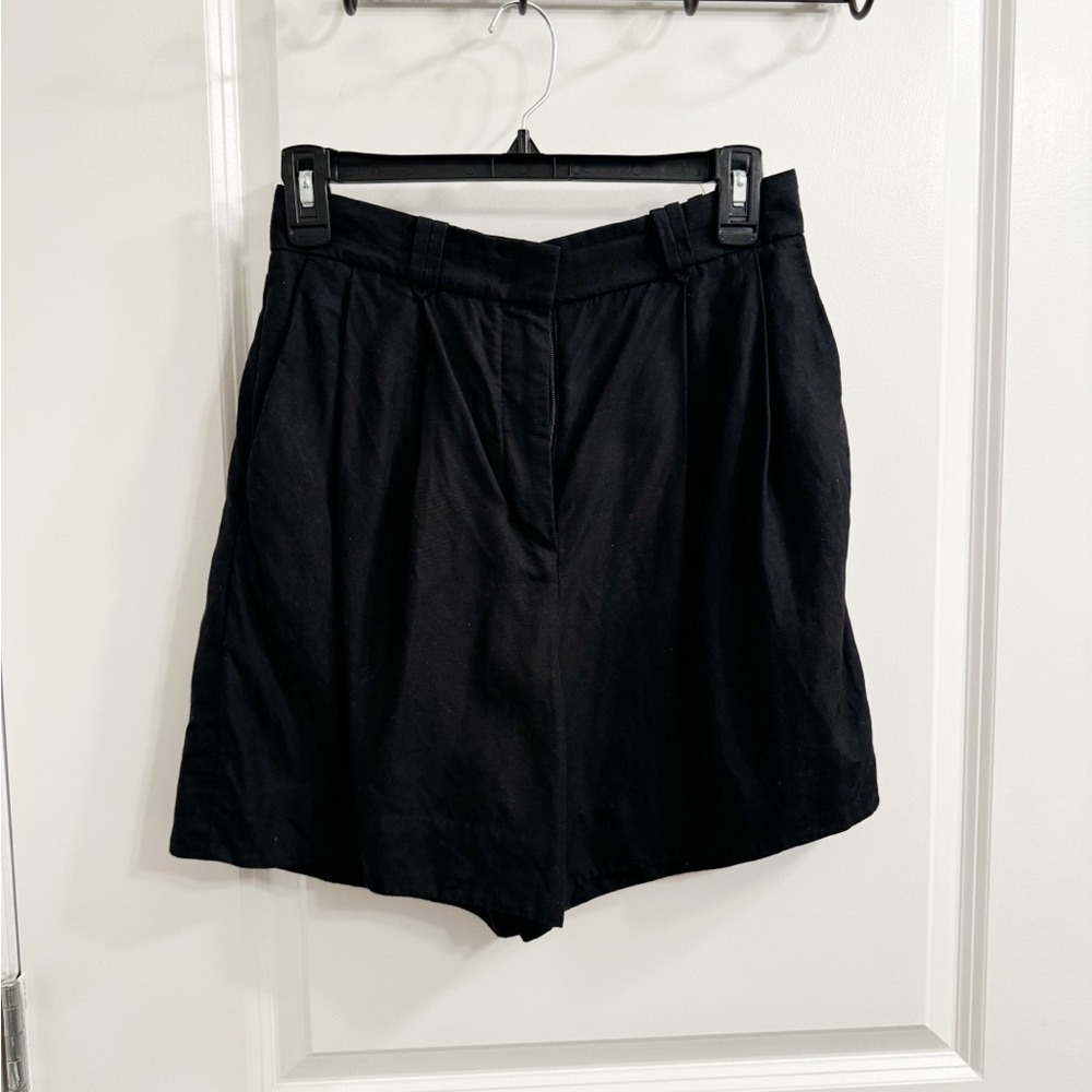 COS shorts